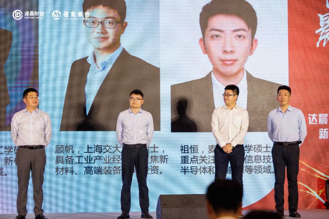 1661932325504192.jpg 12.jpg