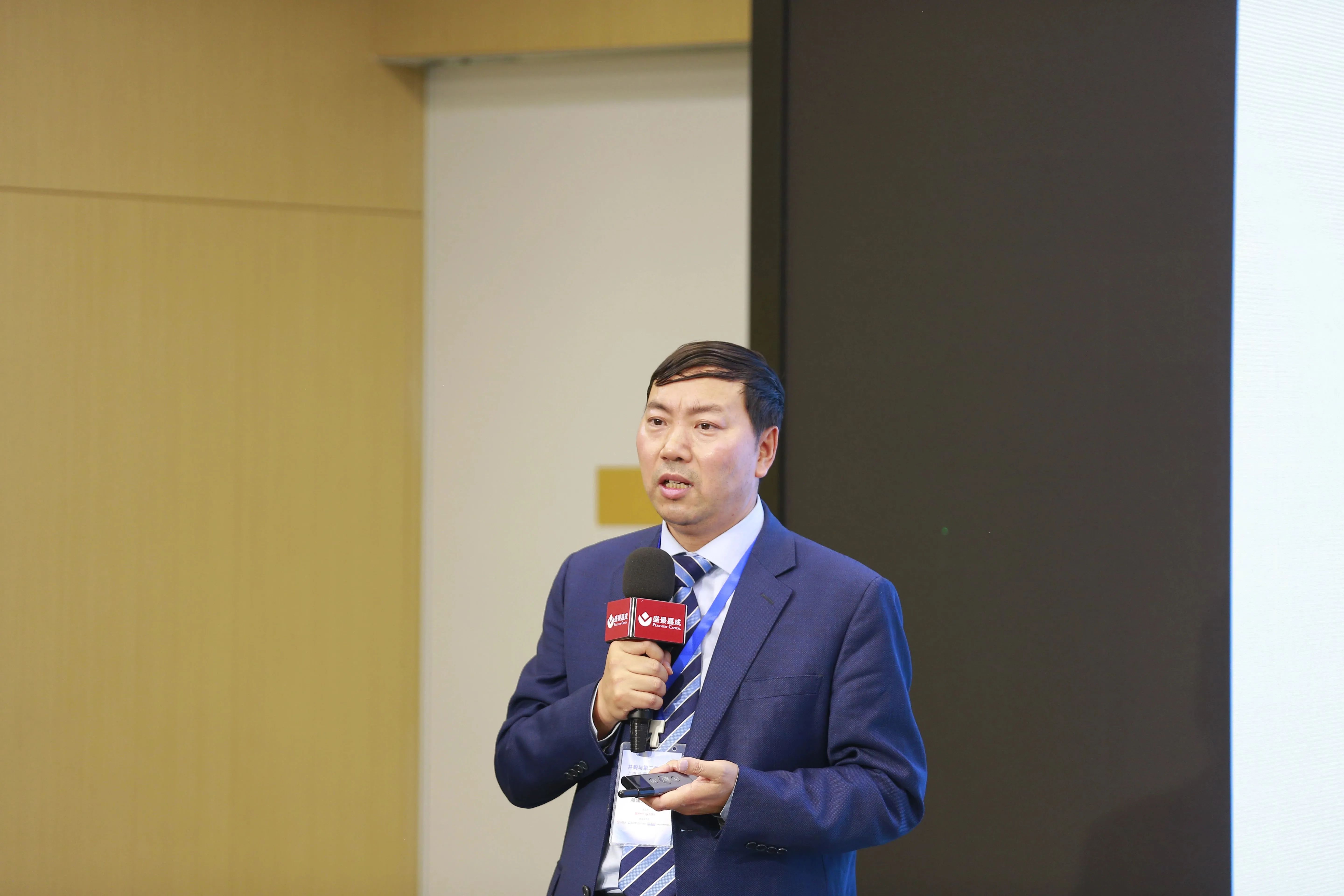 1729472601380050.jpg 201ad3e53131219c97120520feb156a3.jpg